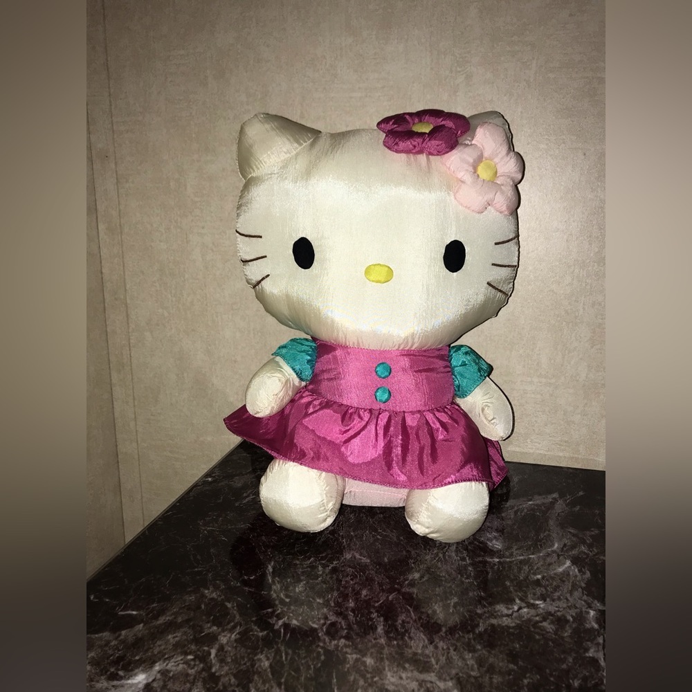 Vintage Sanrio Hello Kitty Nylon Puffalump Plush 2006 Rare HTF Collectible NWOT